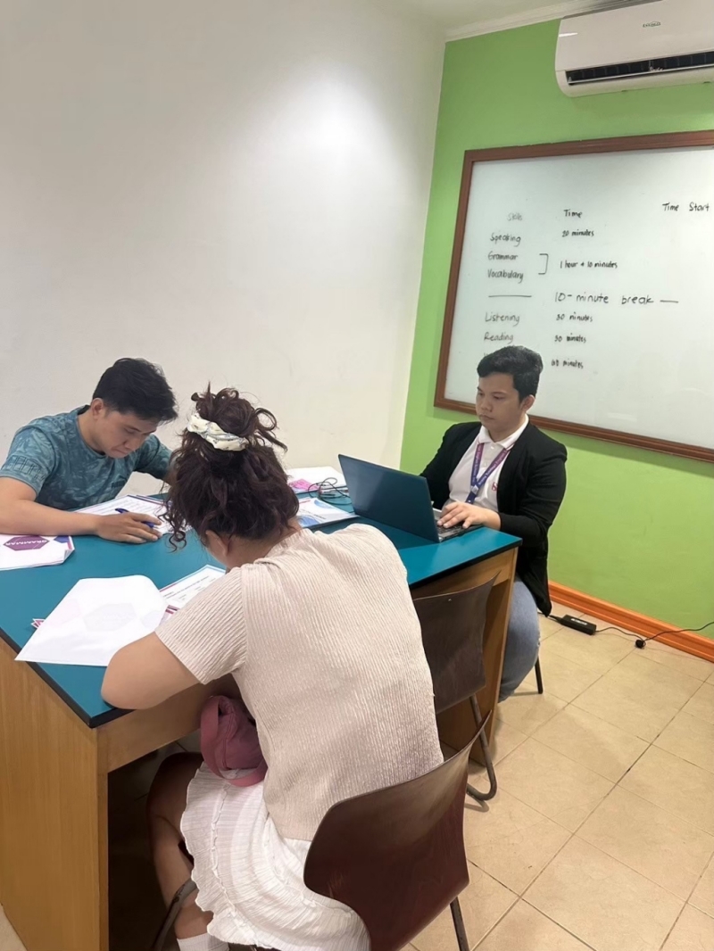 フィリピン留学 Cebu21 - BTES-Scenes from the class-22